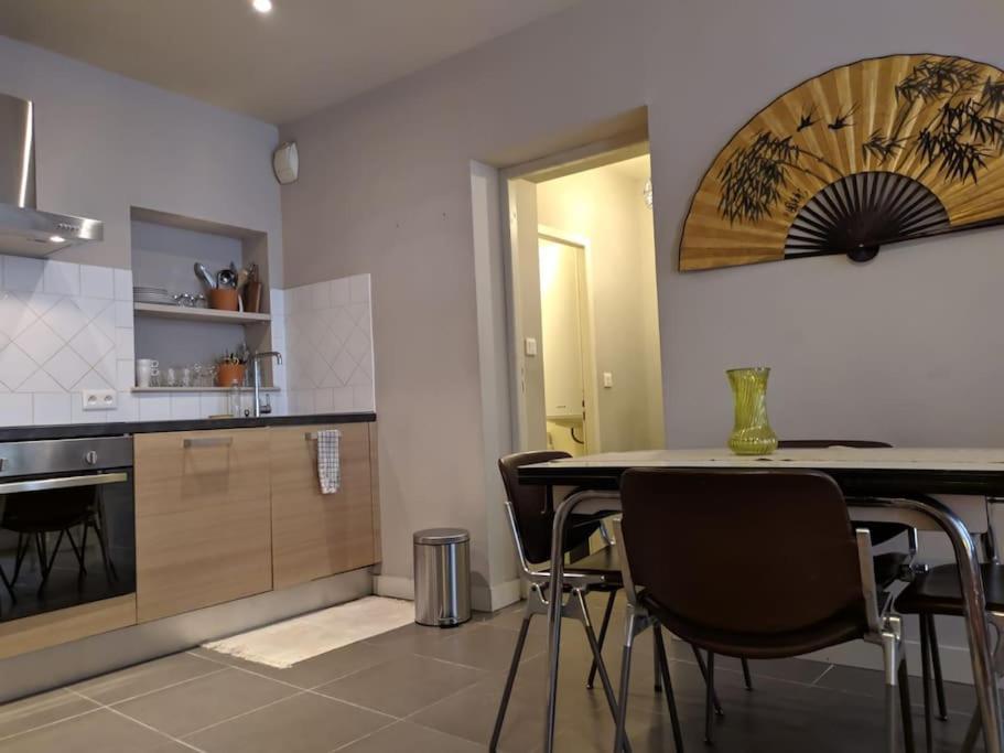 Bel Appartement Dans Centre Historique Avignon Exteriör bild